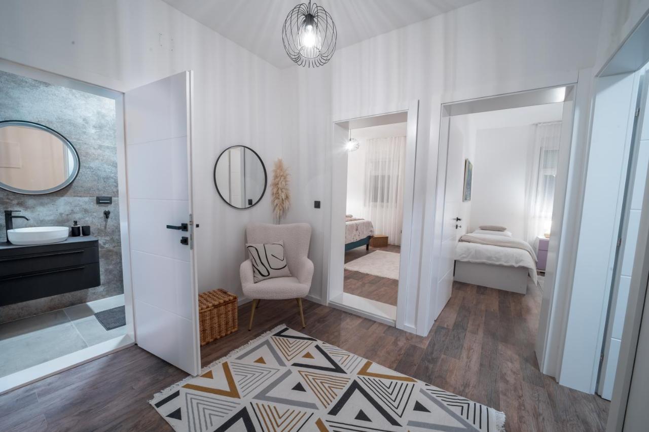 Ema'S Oasis Mostar House, Your Perfect Getaway, Free Private Parking And Garden ภายนอก รูปภาพ