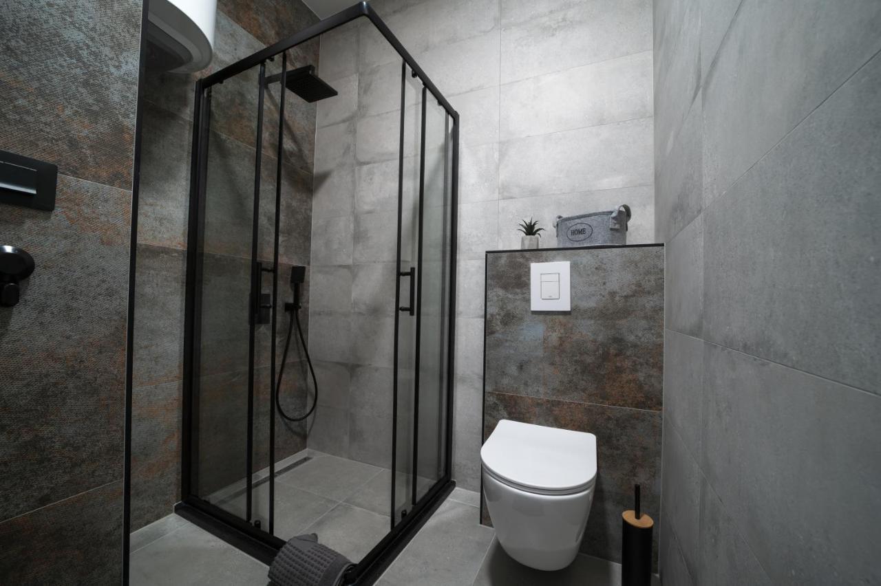 Ema'S Oasis Mostar House, Your Perfect Getaway, Free Private Parking And Garden ภายนอก รูปภาพ
