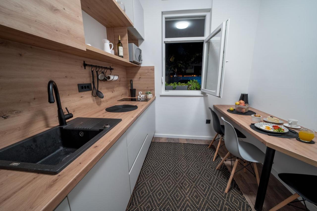 Ema'S Oasis Mostar House, Your Perfect Getaway, Free Private Parking And Garden ภายนอก รูปภาพ
