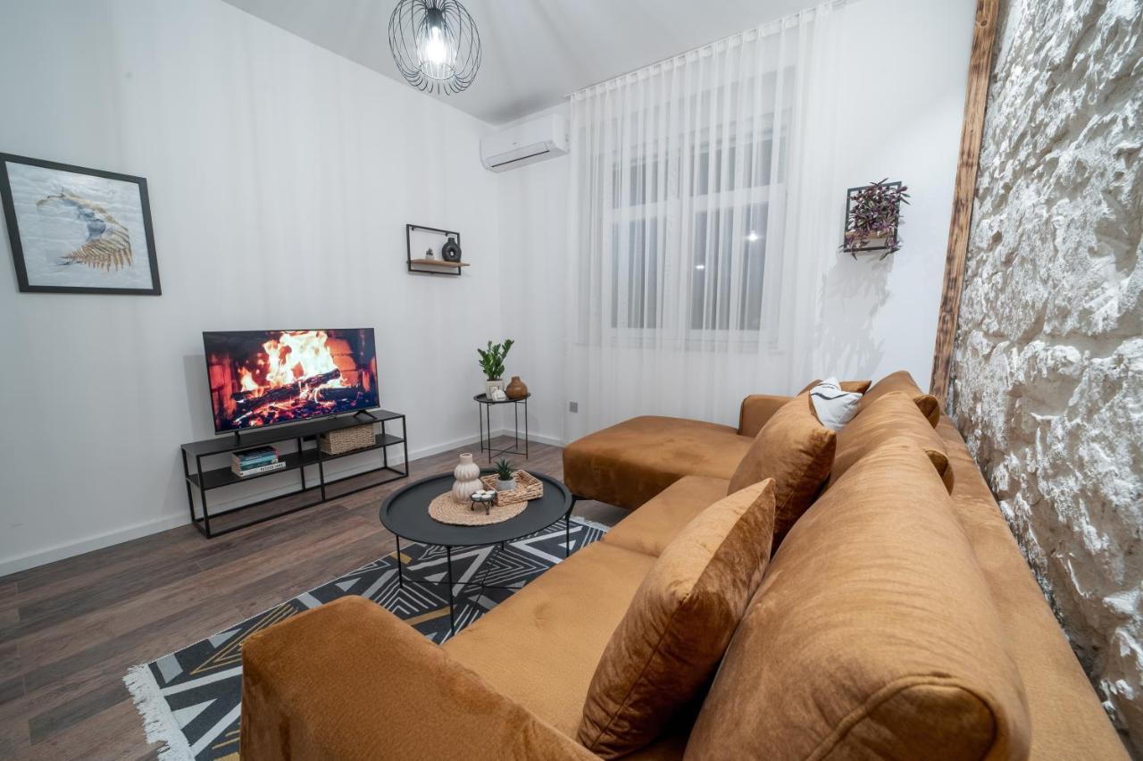 Ema'S Oasis Mostar House, Your Perfect Getaway, Free Private Parking And Garden ภายนอก รูปภาพ